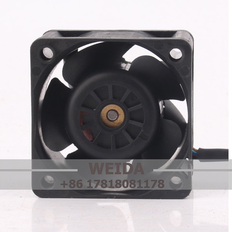 Ventola di Raffreddamento per  - Case Fan Controller recensione e prezzo